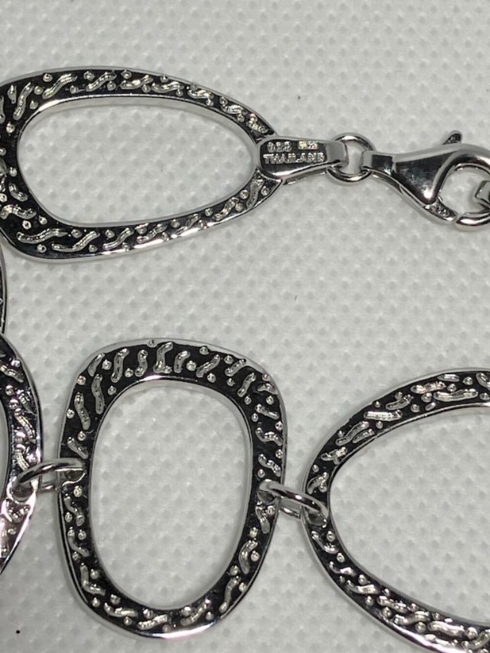 925 Sterling Silver Thailand Bracelet Asymmetrical Hammered Textured Modernist - Picture 5 of 5